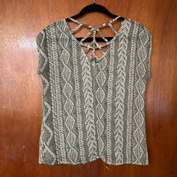 Printed Blouse with Cute Straps - Picture 2 of 2